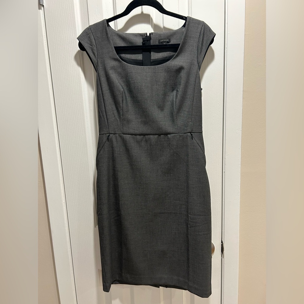 Ann Taylor Gray Herringbone Dress size 4